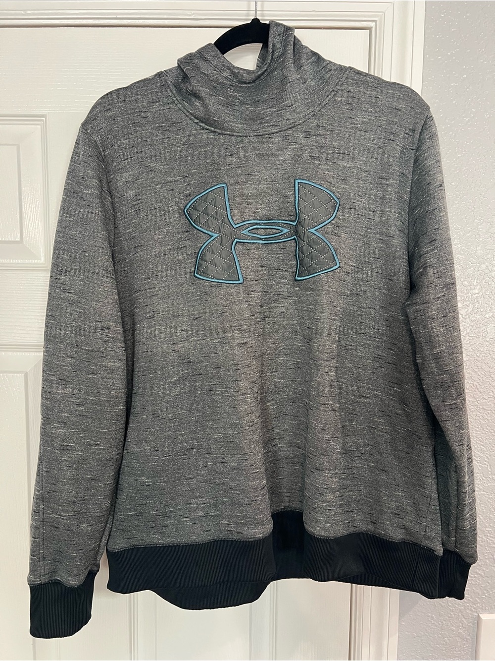 Under Armour Men’s Gray Crewneck Sweatshirt with Teal-Outline Logo